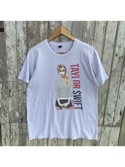 Other Designers Vintage - Taylor Swift The Red Tour Tee