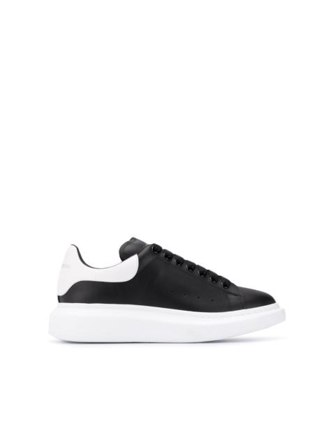 Alexander McQueen BLACK AND WHITE LEATHER OVERSIZED SNEAKERS