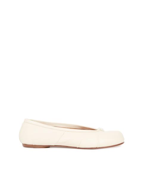 Maison Margiela PLEATED BALLERINA TABI - WHITE
