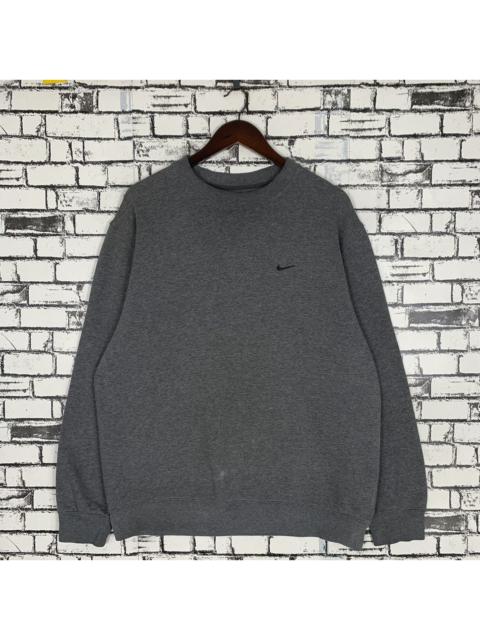 Nike Sportwear Vintage Nike Small Logo Sweatshirt Nike Crewneck