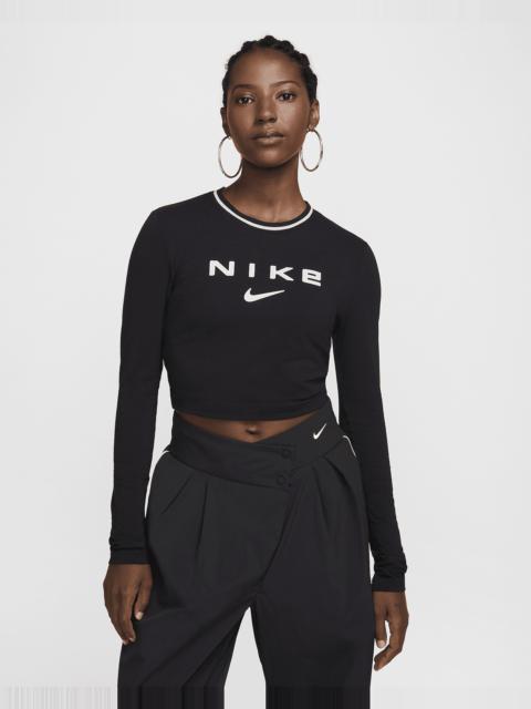 Nike Women's Nike Sportswear Chill Knit Slim Long-Sleeve Cropped Graphic Tee