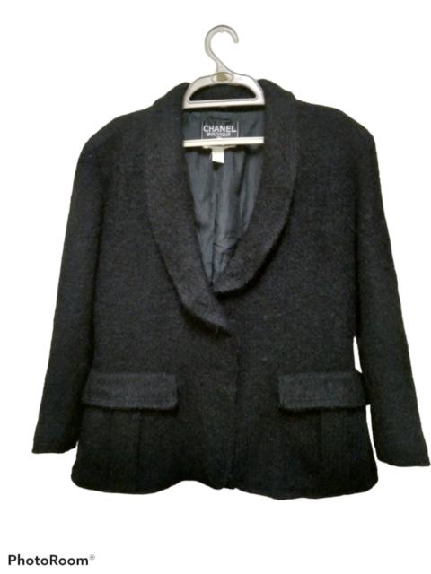 CHANEL MISSING BUTTON AUTHENTIC CHANEL TWEED JACKET
