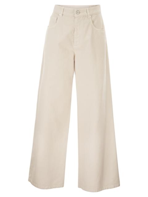 Brunello Cucinelli Brunello Cucinelli Women Relaxed Trousers In Dyed Denim With Jewellery+