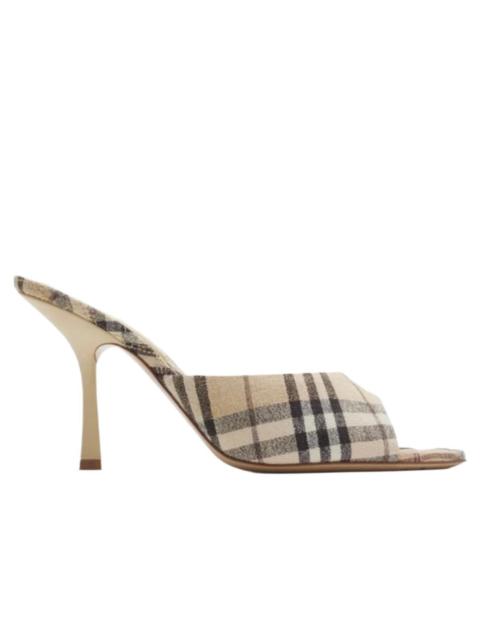 Burberry Burberry Mews Mules
