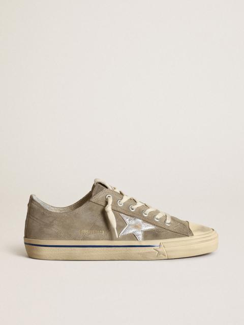 Golden Goose Men’s V-Star with suede upper and silver star
