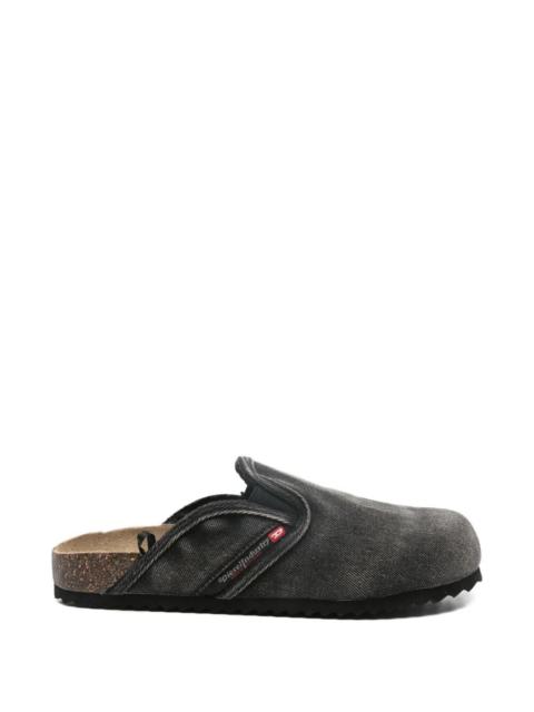 Diesel Diesel Men "D-Woodstock Slip-On" Slippers