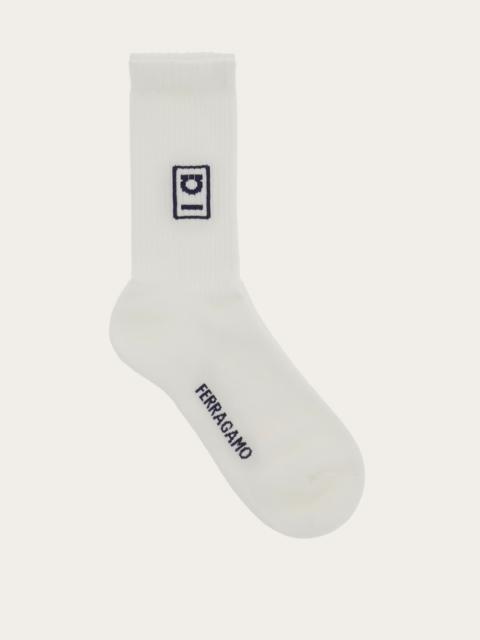 FERRAGAMO Hug sports socks