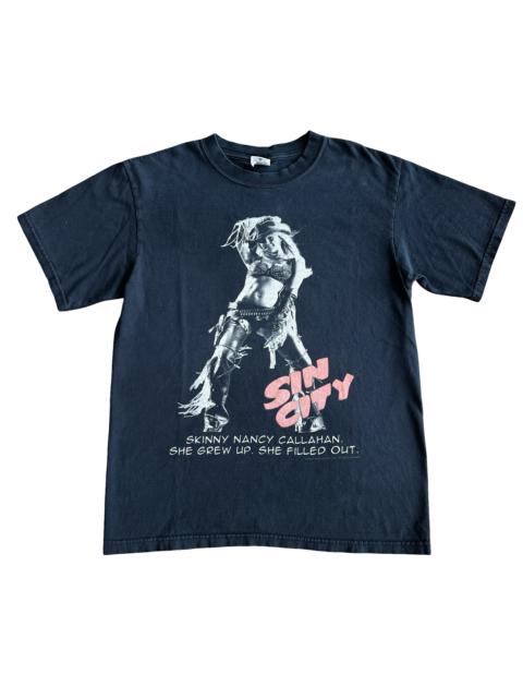 Final Blow - Vintage Y2K Sin City Nancy Photo T-Shirt SZ M