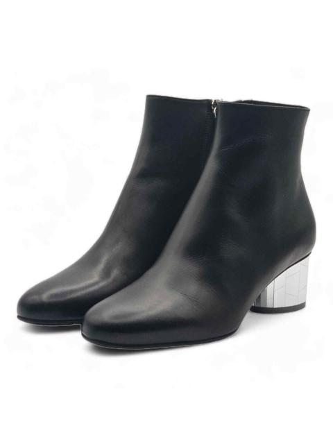 FERRAGAMO Florrie Booties - Leather - Black - 5.5 $995