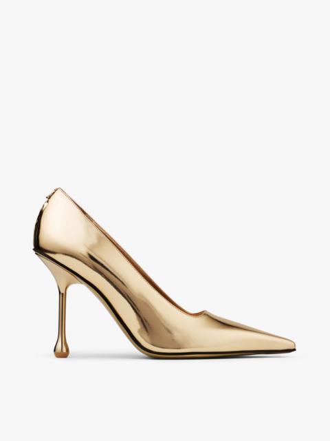 JIMMY CHOO Ixia 95
Gold Liquid Metal Leather Pumps