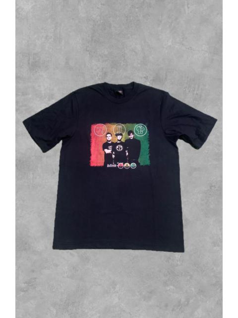 Vintage Blink-182 "Take Off Your Pants and Jacket" Era Band Tee - Rare Find! 