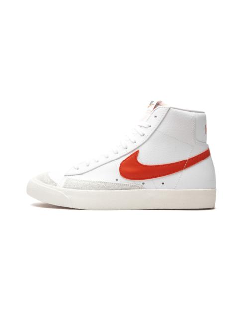 Nike Blazer Mid '77 VNTG "Mantra Orange"