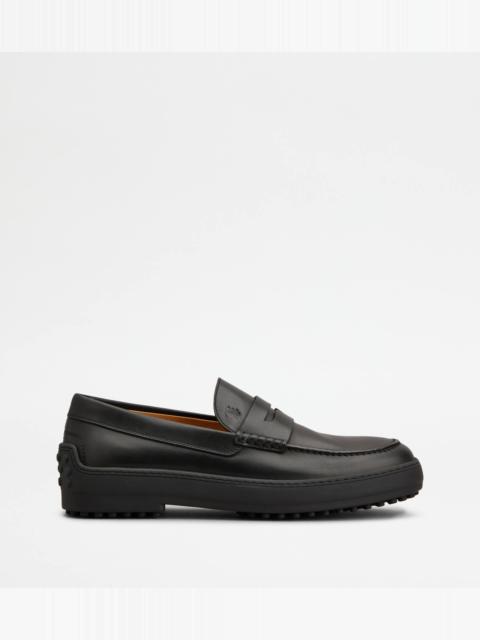 Tod's WINTER GOMMINO LOAFERS IN LEATHER - BLACK