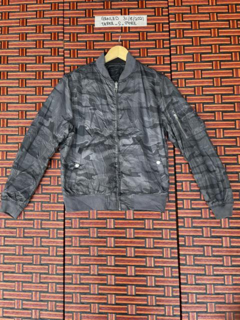 Other Designers Vanquish Reversible Bomber jacket camo