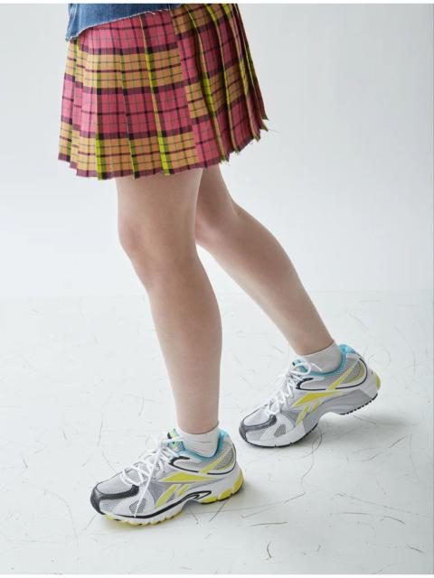 Reebok - Vetements - S/S 19 - Spike Runner 200