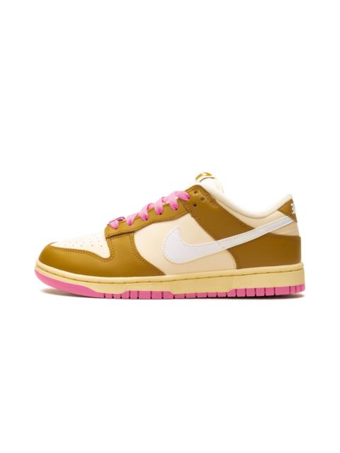 Nike DUNK LO SE WMNS "Dance - Bronzine Pink"