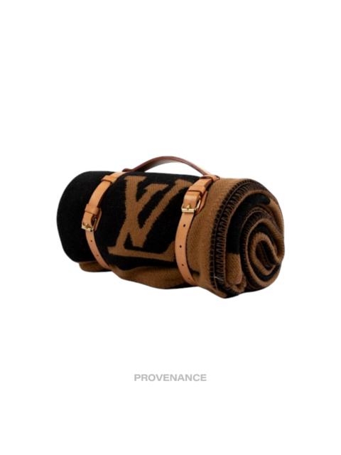Louis Vuitton Louis Vuitton Initials Karakoram Blanket - Wool Cashmere