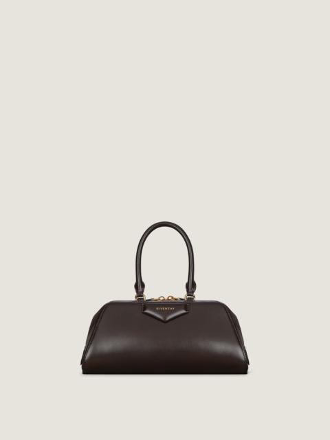 SMALL ANTIGONA CUBE EAST-WEST BAG IN BOX LEATHER