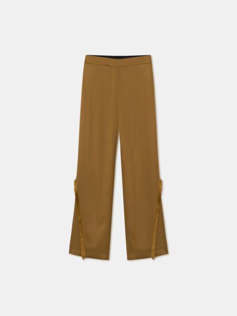 AERON FJORD
Satin wide-leg pants with frayed seam