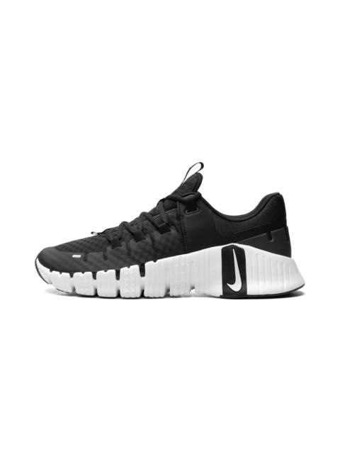 Nike Free Metcon 5 "Black / White"