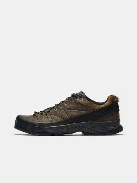 SALOMON X-Alp Low Distressed Leather Sneaker in Dark Earth/Black