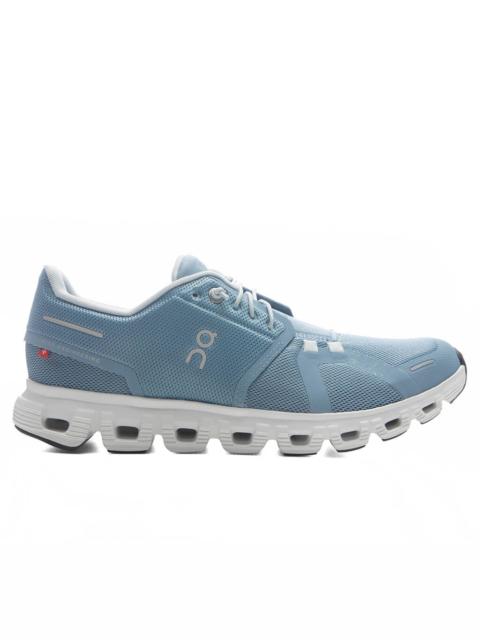 On WOMEN'S CLOUD 6 - CHAMBRAY/WHITE
