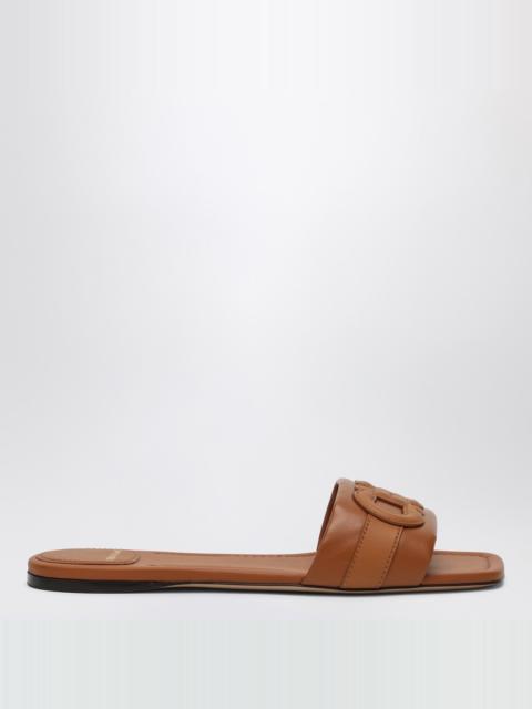 FERRAGAMO Gancini slide in cognac leather
