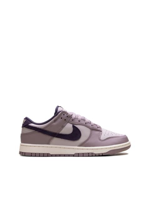 Dunk Low SE "Light Violet Ore" sneakers