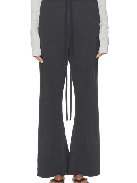 ESSENTIALS Flare Pant