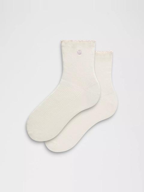 lululemon Unisex Lettuce Edge Quarter Socks