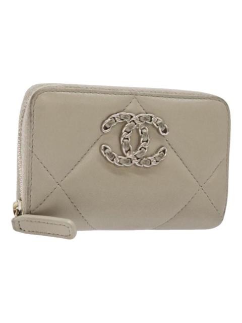 CHANEL Vegan leather purse