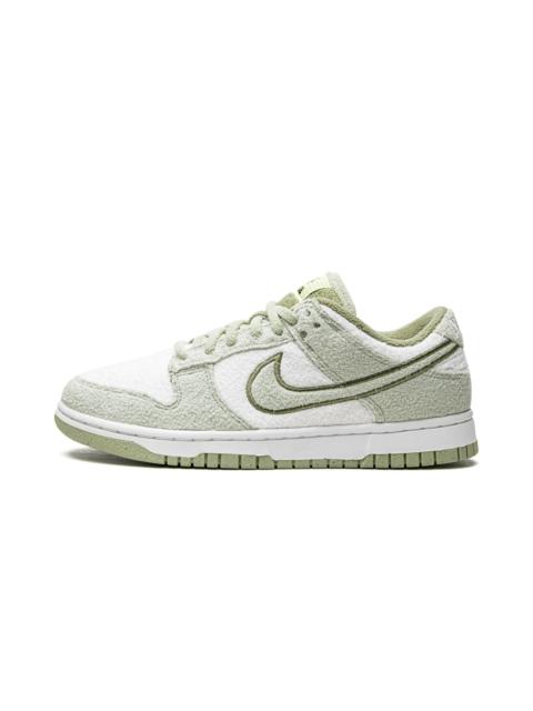 Nike WMNS Dunk Low SE CC "Fleece Pack - Honeydew"