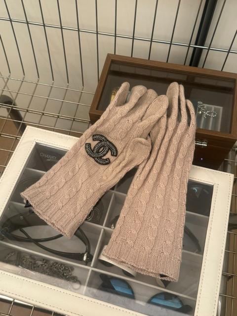 CHANEL Chanel logo gloves cashmere
