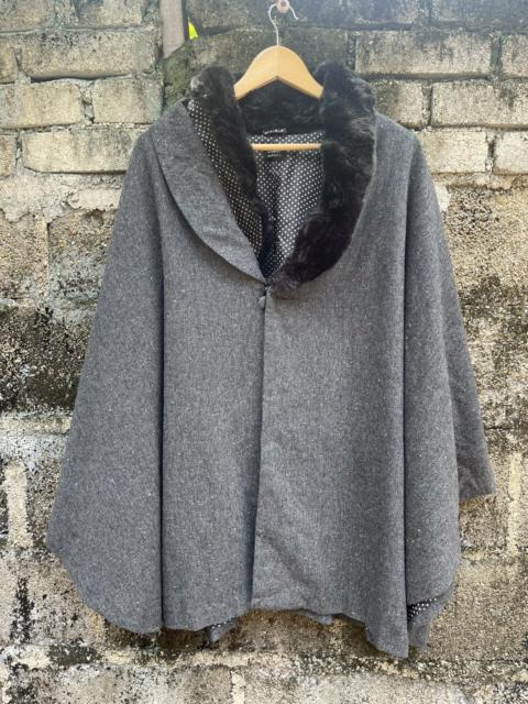 Other Designers Issey Miyake - Hiromichi Nakano Avant-Garde Cape Fur Collar