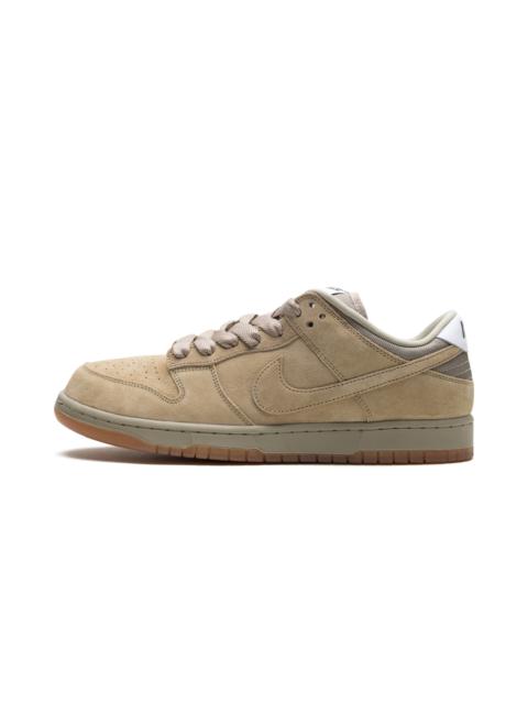 Nike Dunk Low "Parachute Beige"
