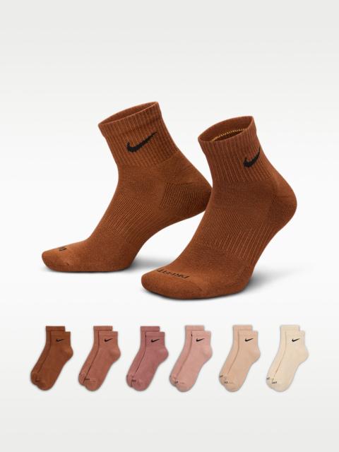 Nike Nike Everyday Plus Cushioned Training Ankle Socks (6 Pairs)