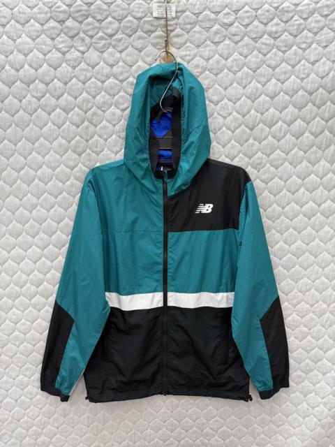 💥💥🔥STEALS NEW BALANCE HOODIE LIGHT JACKET