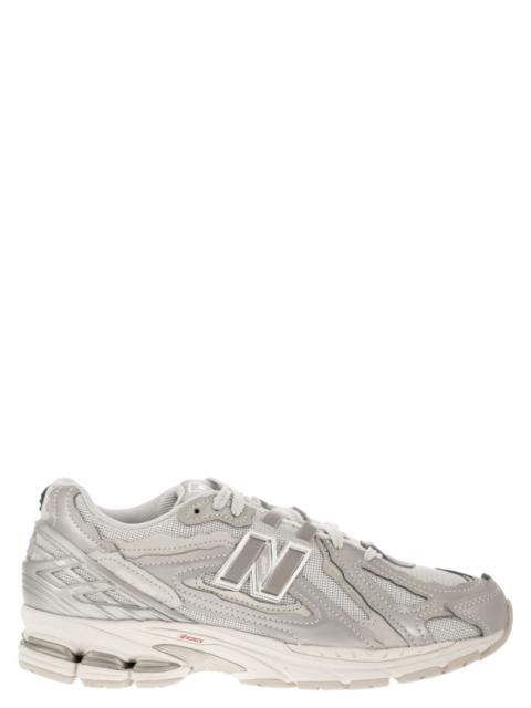 New Balance 1906 R Sneakers