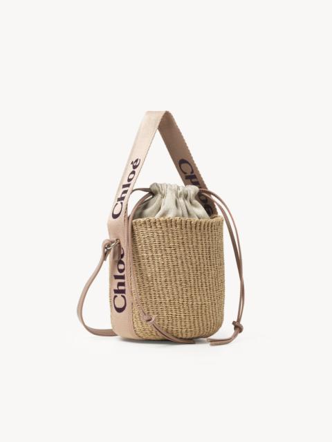 Chloé SMALL WOODY BASKET IN NATURAL FIBERS