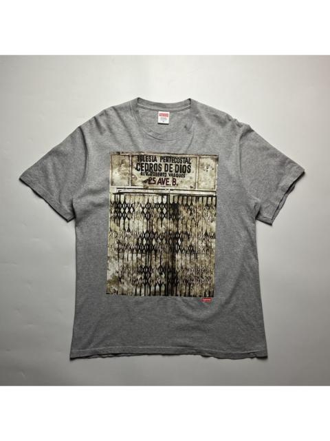 Supreme Supreme Martin Wong Iglesia Pentecostal Tee