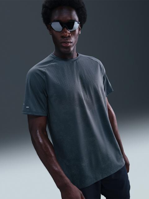 Nike Nike Stride Men's Dri-FIT ADV Short-Sleeve Running Top with Reflective Accents