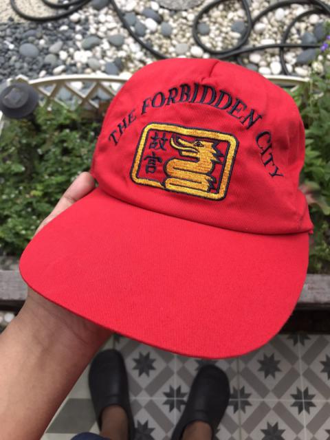 Other Designers Vintage - VTG DRAGON 🐉 THE FORBIDDEN CITY CAP