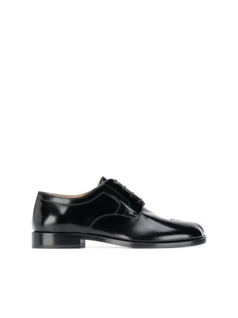 Maison Margiela MENS TABI LACE UP SS23 - BLACK PATENT LEATHER
