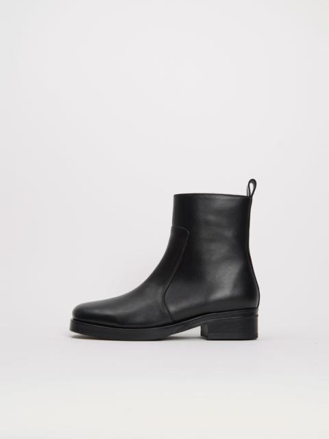 Studio Nicholson Square Toe Leather Boot