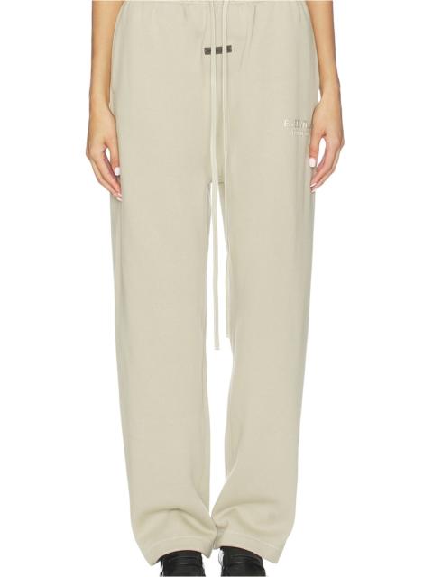 ESSENTIALS Fleece Relaxed Sweatpant