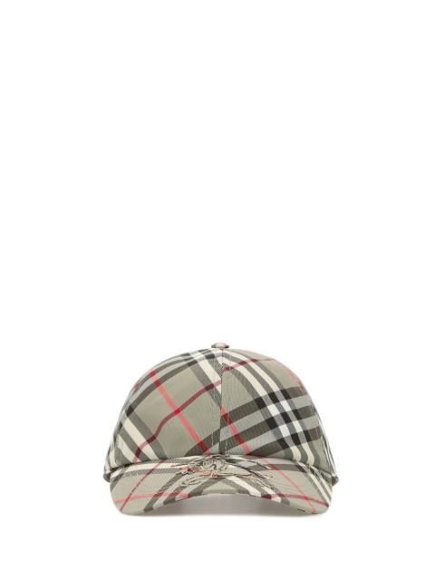 【関税&送料込】Burberry Embroidered Canvas Baseball Cap New Burberry Canvas Baseball Cap With Signature House Check