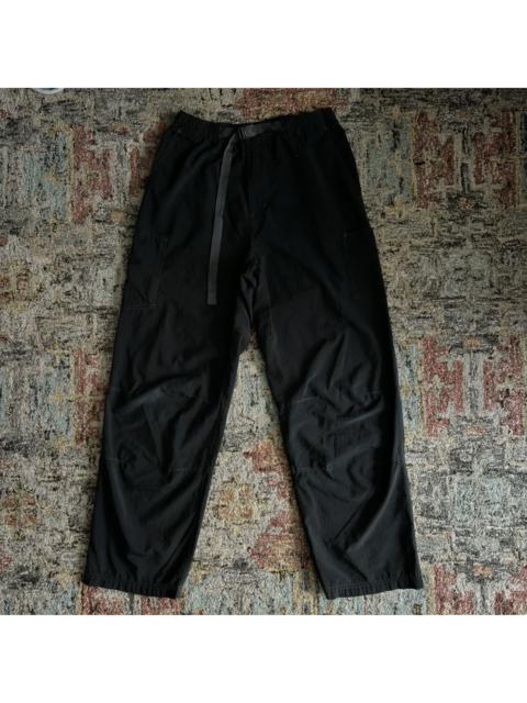Elastic belted hiking pants contrast stitching polyester