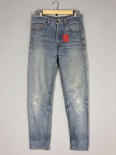 Other Designers Vintage - Vintage Levi's Light Blue Jean Stone WAshed jean Size 30