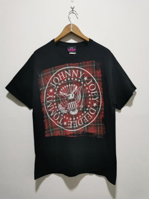 Other Designers Vintage - Vintage Y2K Ramones Band Tee