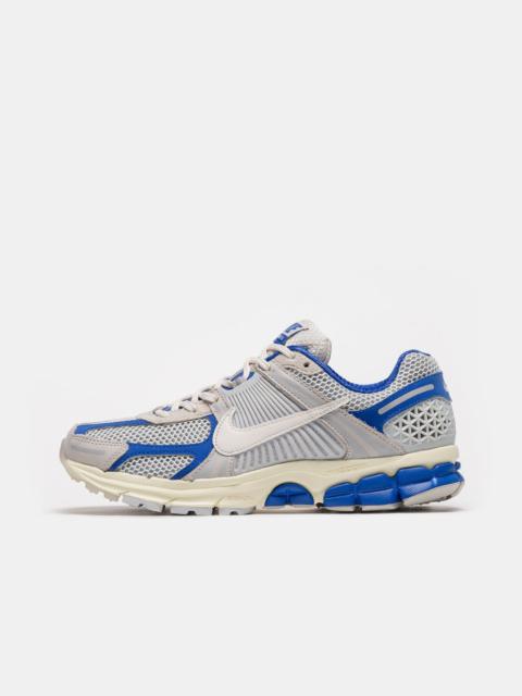 Nike Zoom Vomero 5 Sneaker in Game Royal/Pale Ivory/Coconut Milk